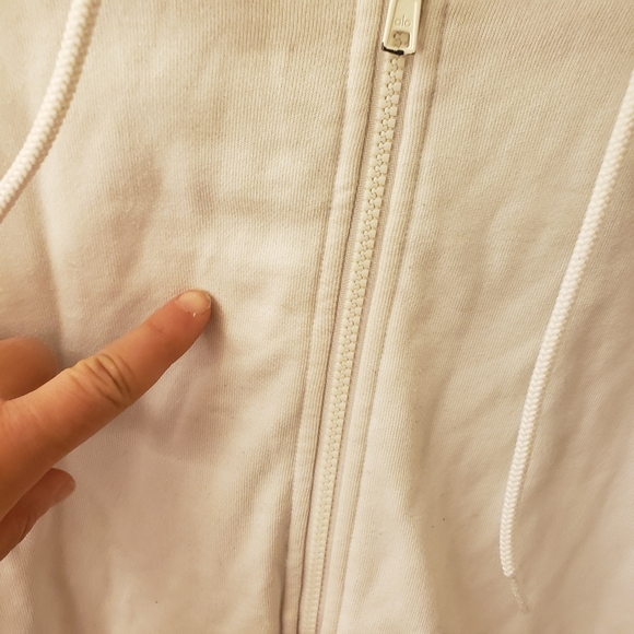 ALO Yoga Women's Size M Hype Ivory Hoodie Full Zip - Picture 10 of 11